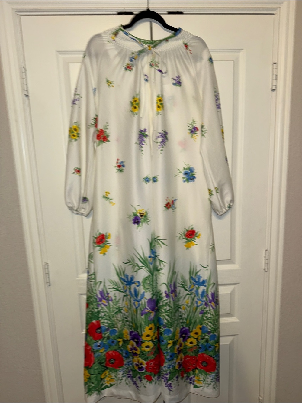 Vintage Evelyn Pearson White Floral Housecoat with Matching Nightgown